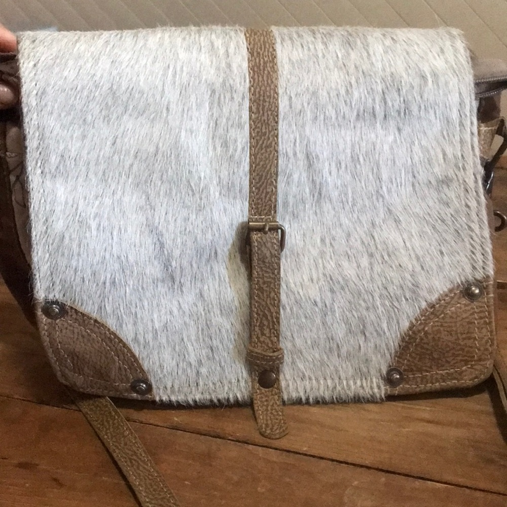 Myra bag